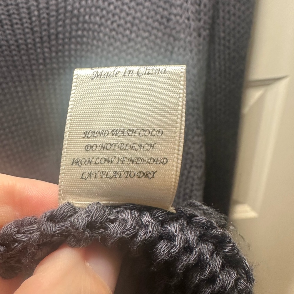 Sweater - Picture 9 of 12